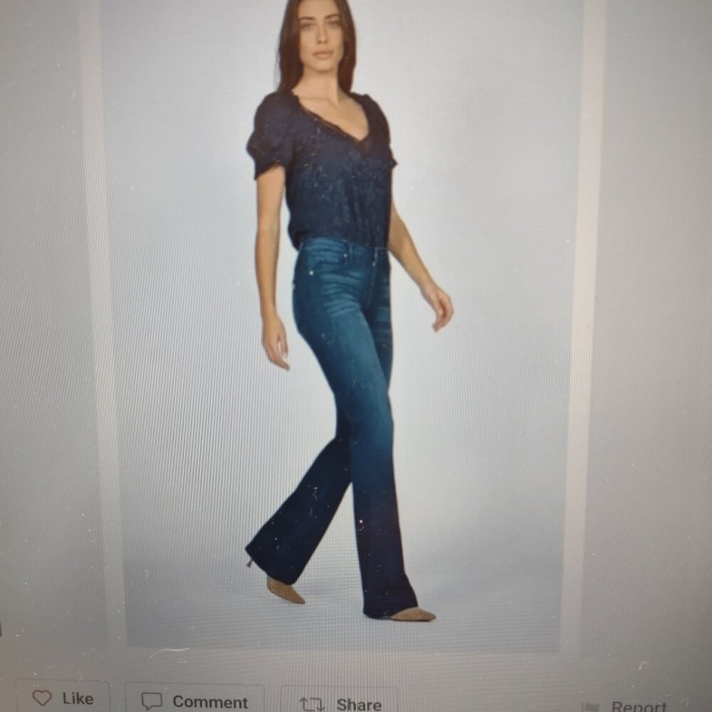 Black Orchid - India Slim Boot Cut Jeans - NWOT - size 28